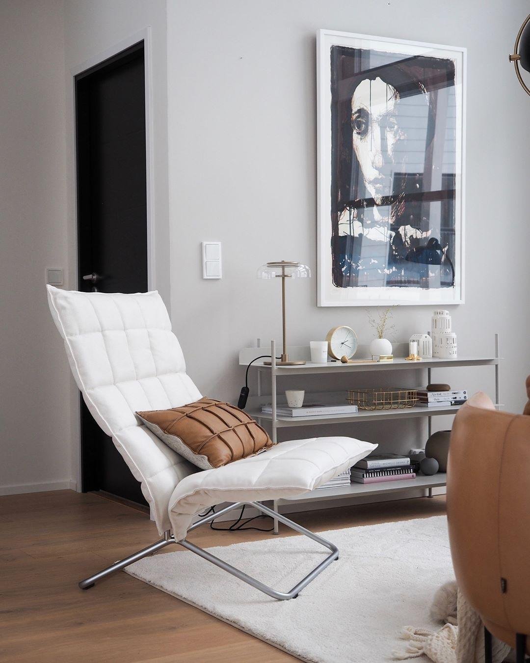 Modern Golden Halo Table Lamp Office 3