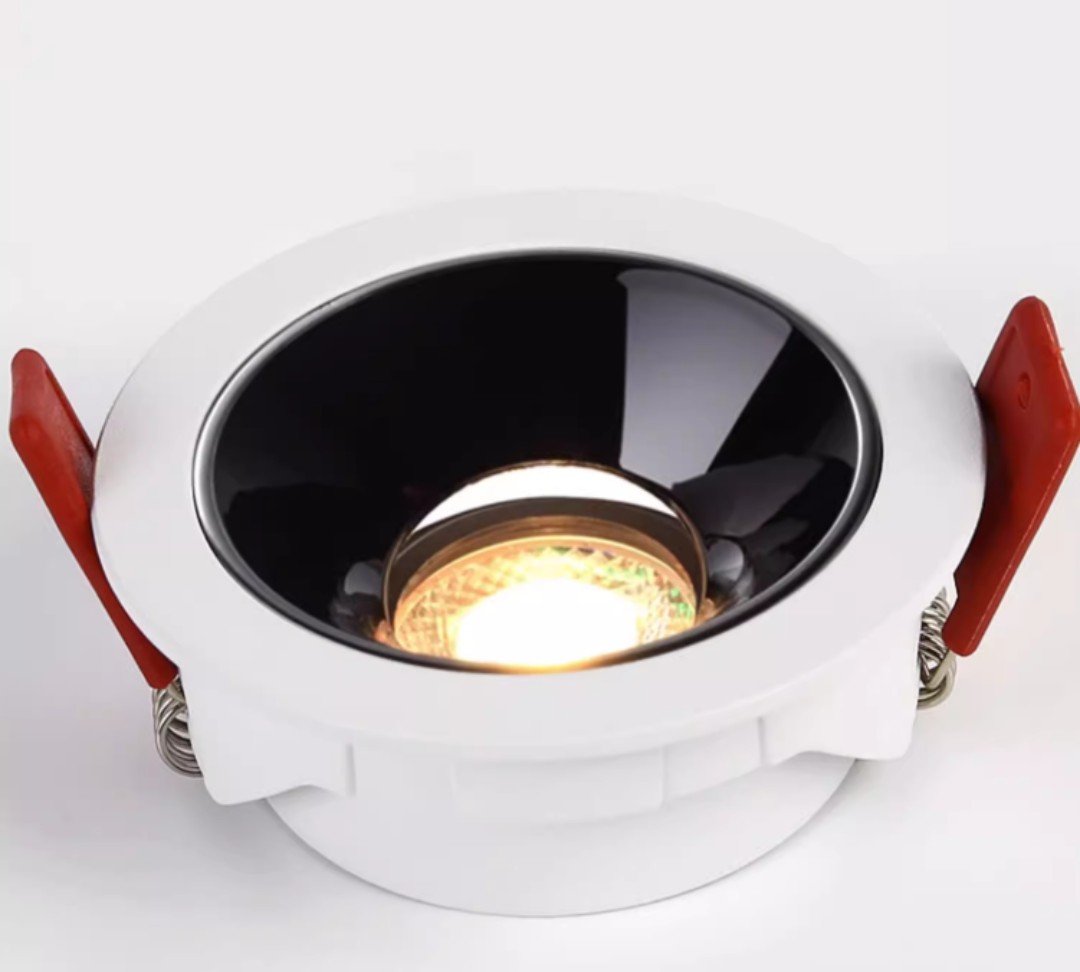 Silma Avant-garde Sleek Capsule Recessed Light